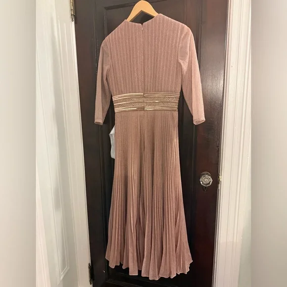 Mac Duggal Elegant Blush Pink Midi Dress ,size 4, New with tags - Picture 3 of 8